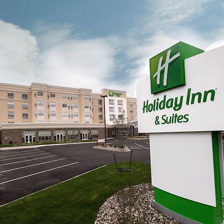 Holiday Inn Hotel & Suites - Mount Pleasant By Ihg Eksteriør billede