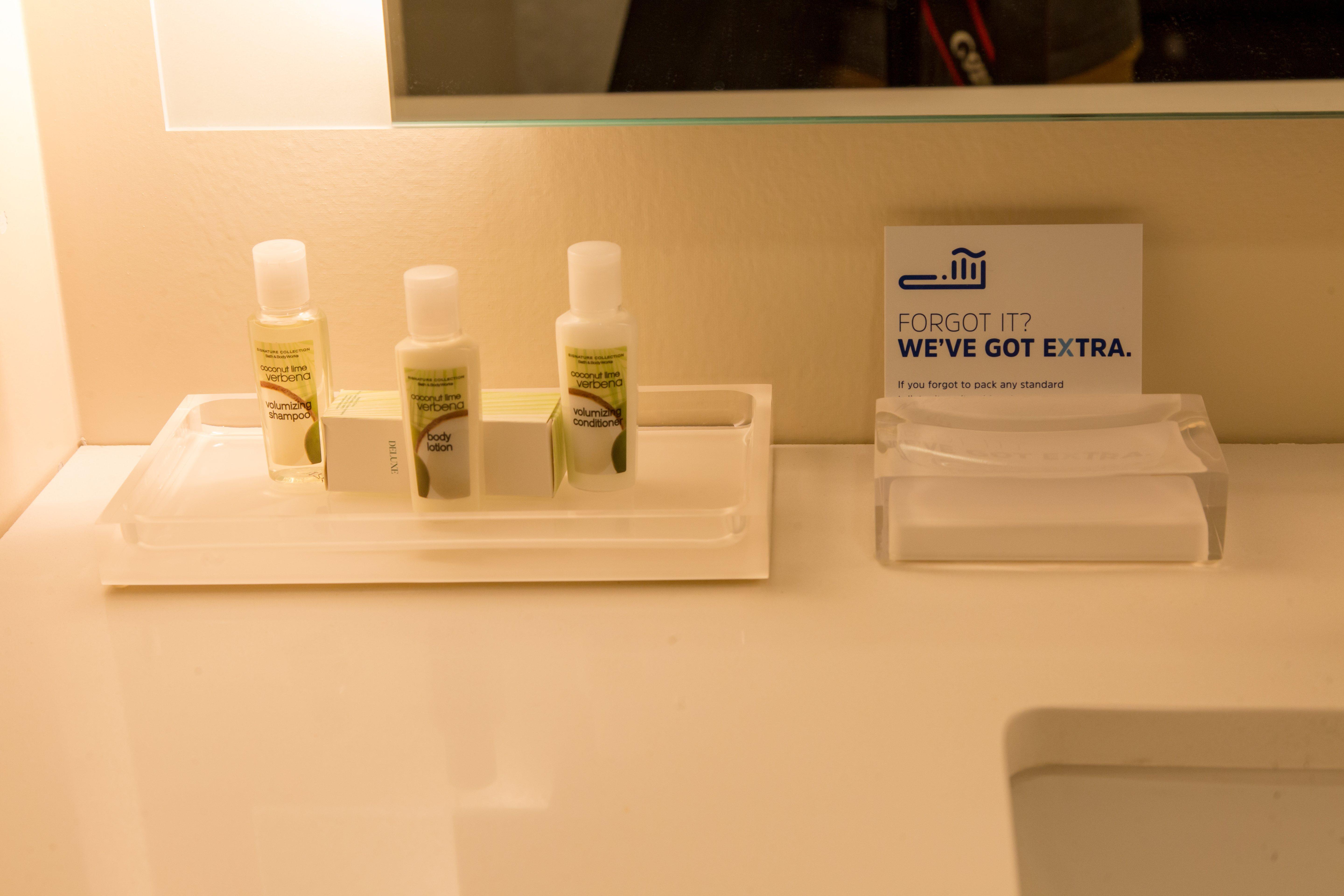 Holiday Inn Hotel & Suites - Mount Pleasant By Ihg Eksteriør billede
