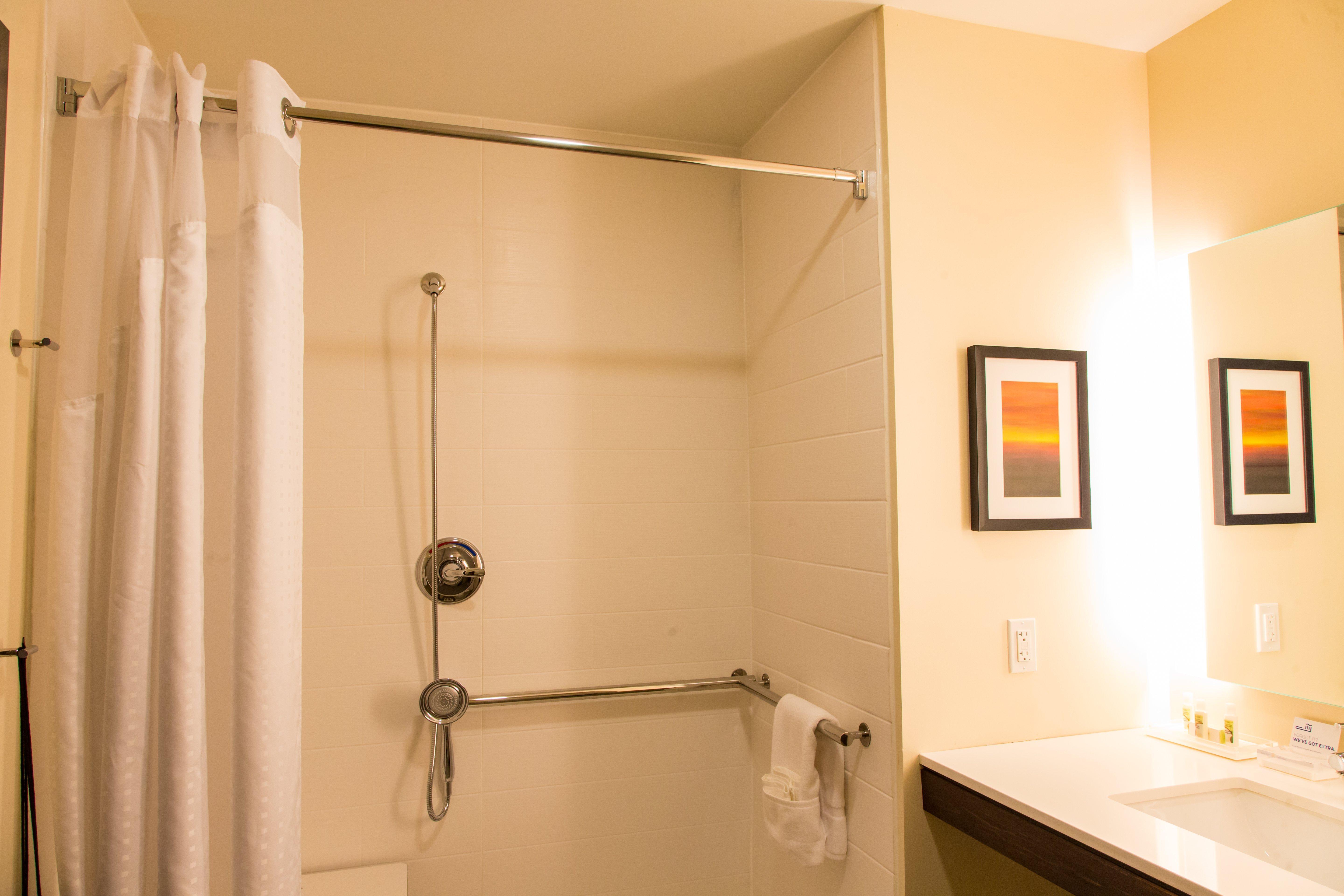 Holiday Inn Hotel & Suites - Mount Pleasant By Ihg Eksteriør billede