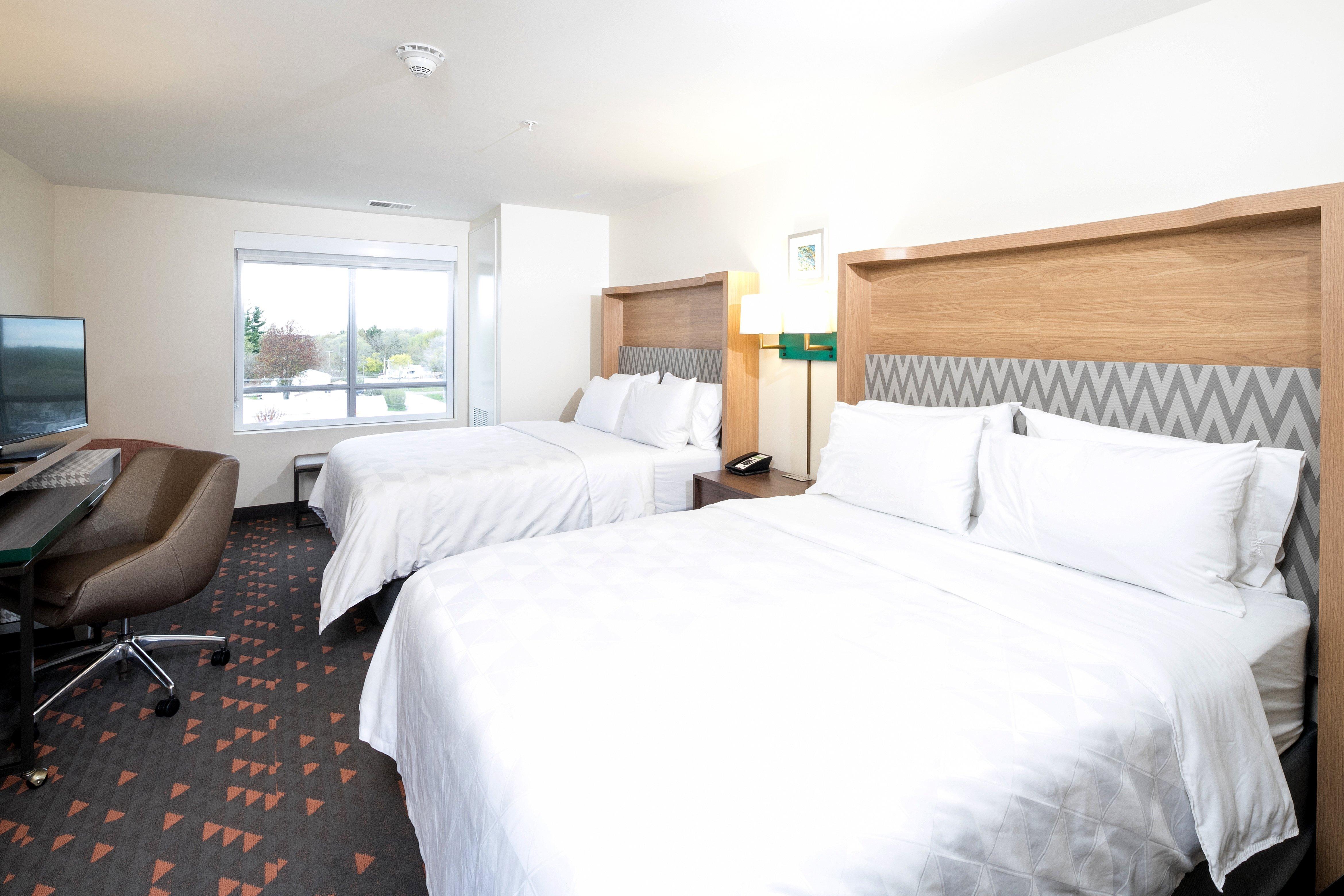 Holiday Inn Hotel & Suites - Mount Pleasant By Ihg Eksteriør billede