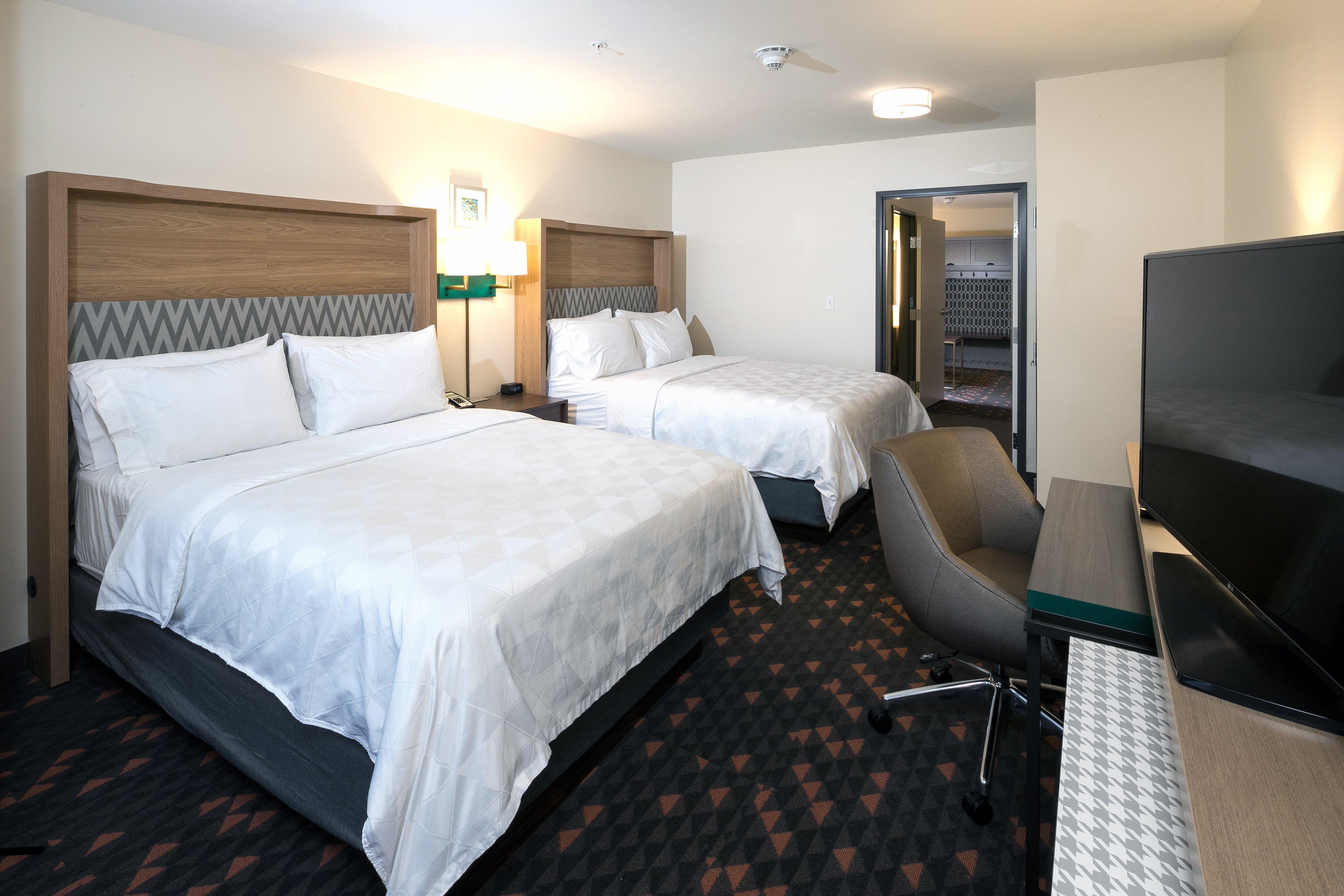 Holiday Inn Hotel & Suites - Mount Pleasant By Ihg Eksteriør billede