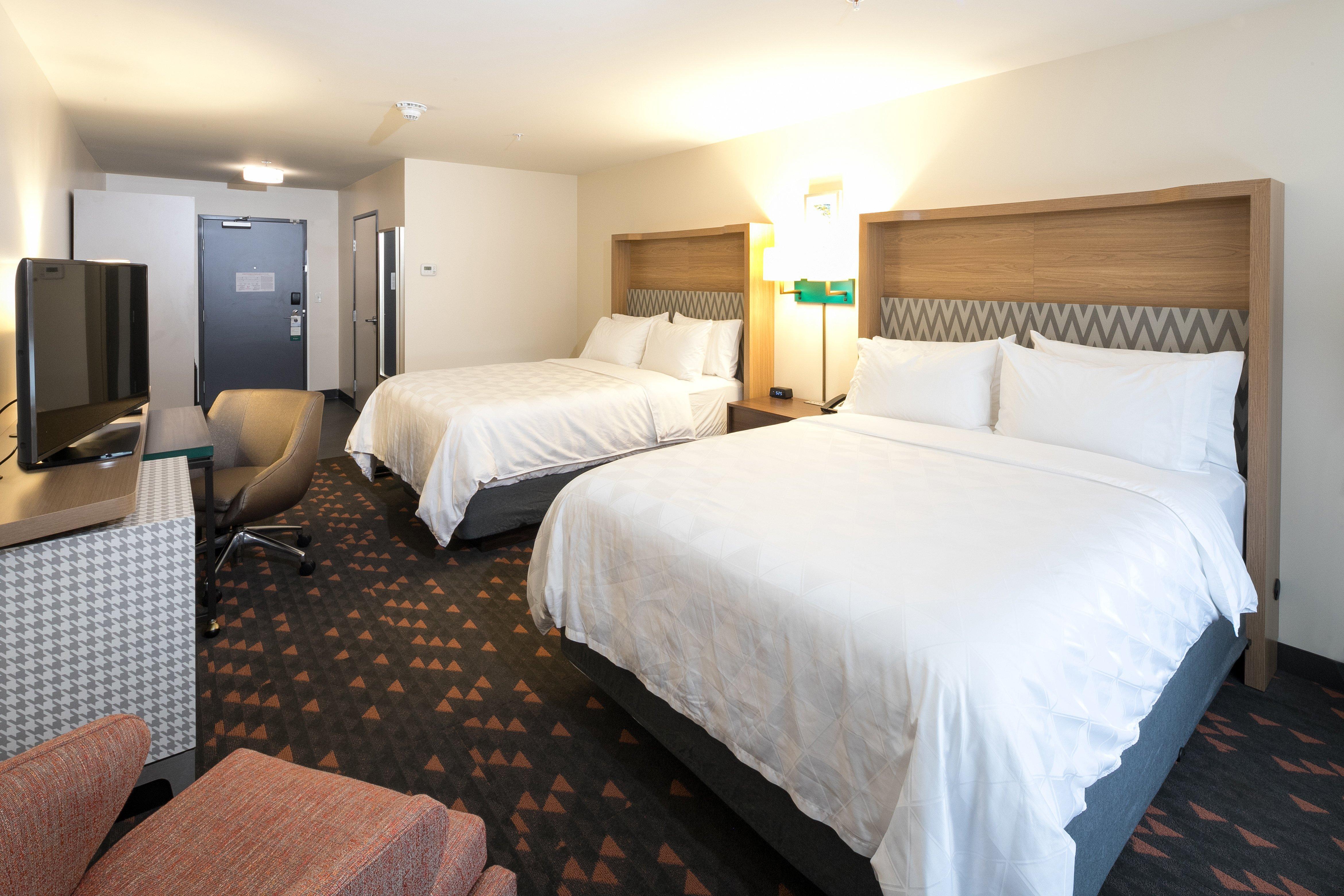 Holiday Inn Hotel & Suites - Mount Pleasant By Ihg Eksteriør billede