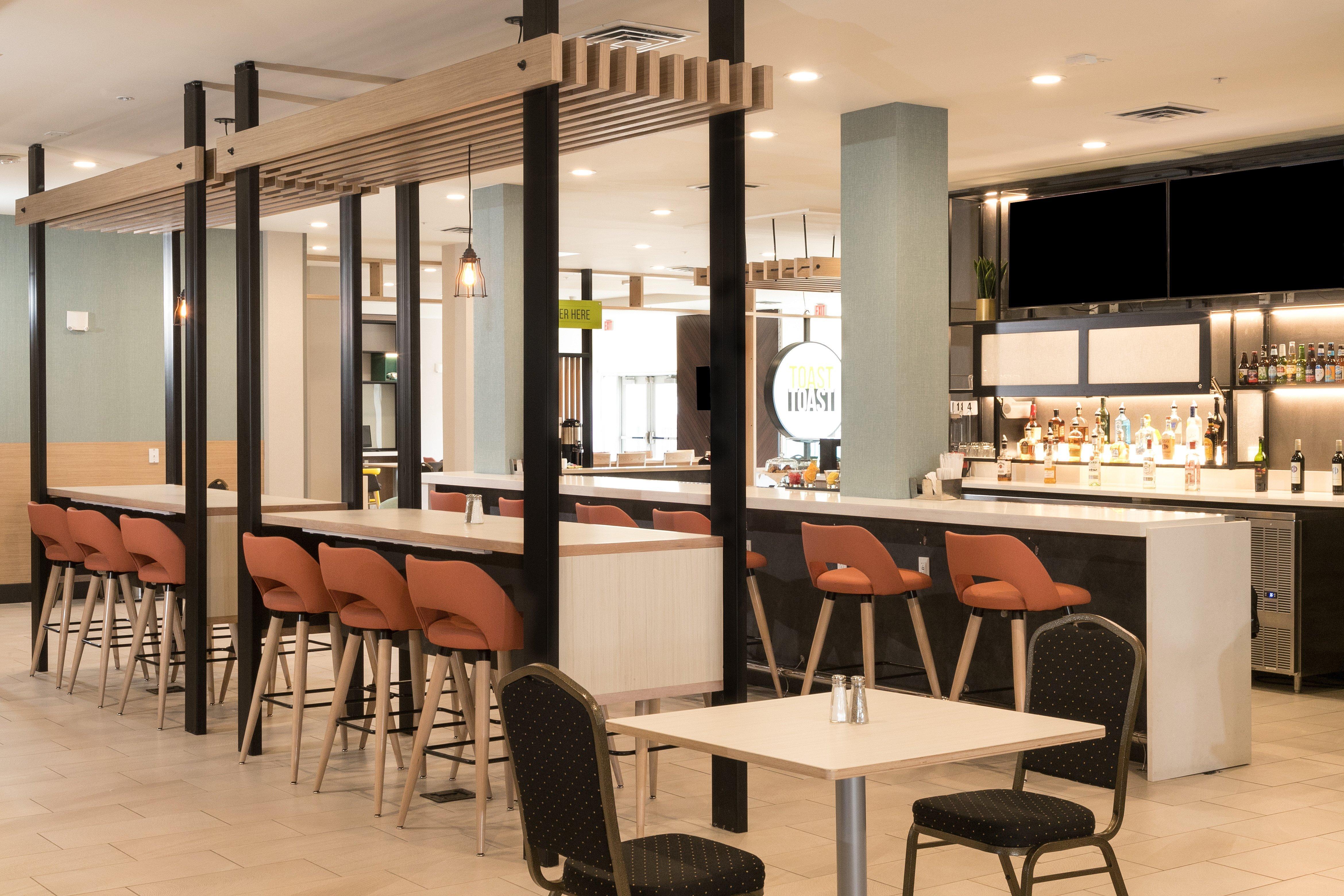 Holiday Inn Hotel & Suites - Mount Pleasant By Ihg Eksteriør billede