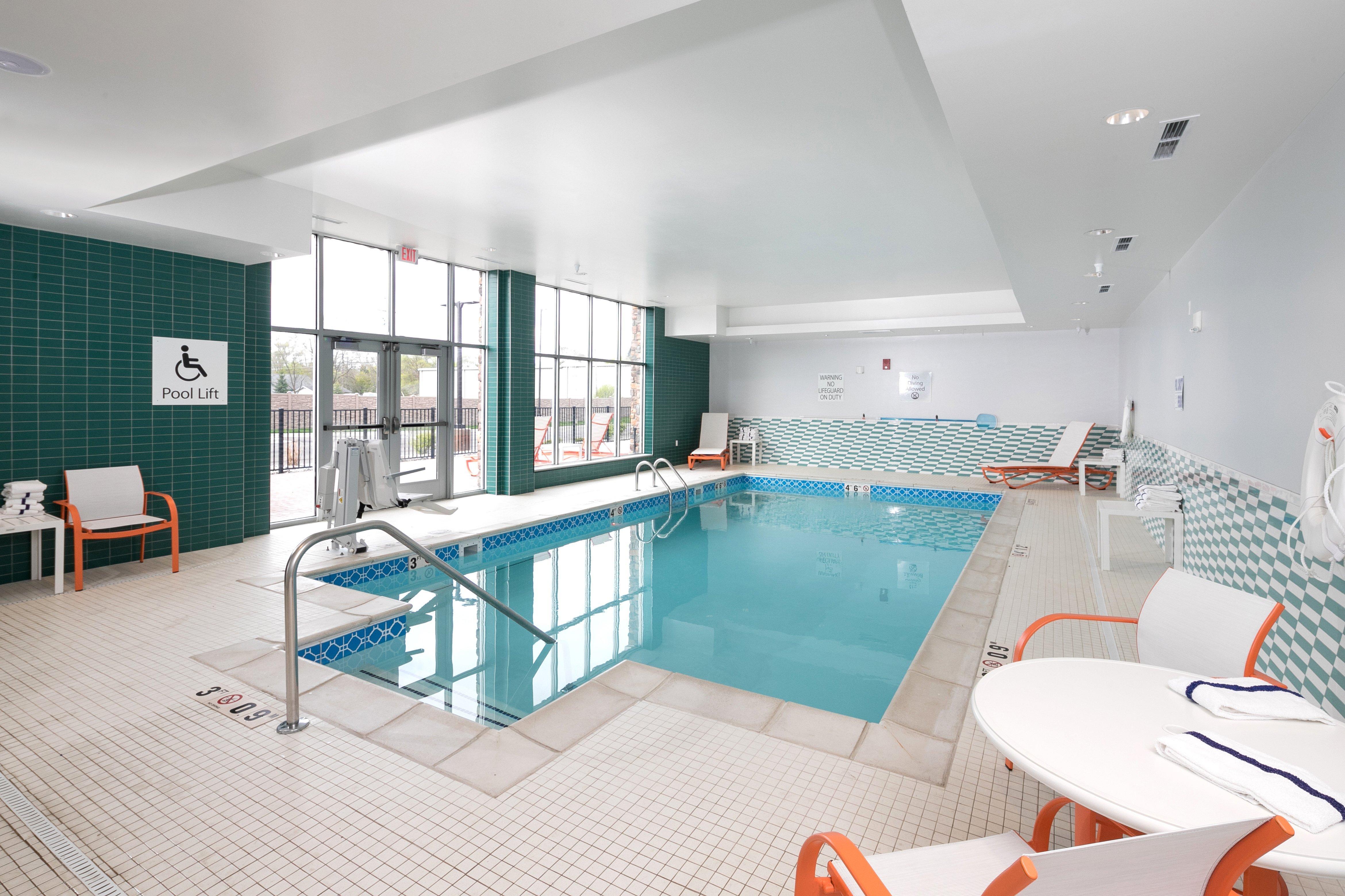 Holiday Inn Hotel & Suites - Mount Pleasant By Ihg Eksteriør billede
